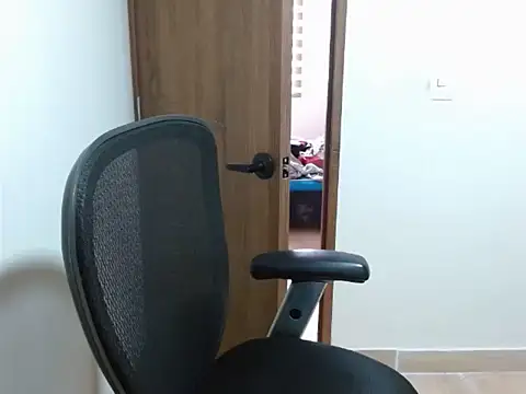 Snapshot of Ammy_pearsn chatting on 02-11-26, 08:09 Ammy pearsn online show from 02-11-26, 08:09