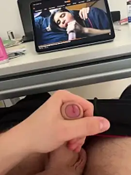 hannes256102 online show from 04-17-26, 05:27