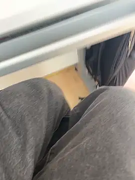 hannes256102 online show from 03-19-26, 02:17