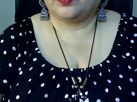 Soniya Sha online show from 02-17-26, 07:11