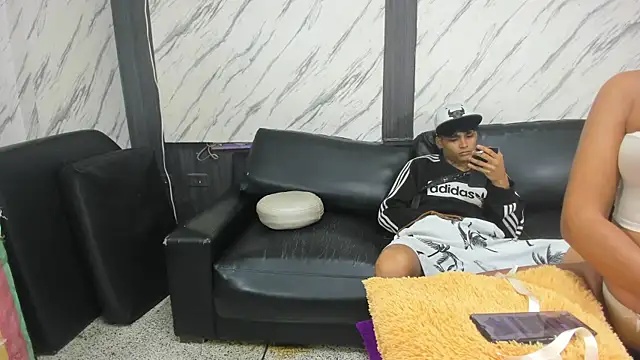 Snapshot of Skinny_toy_ chatting on 01-07-26, 01:49 Skinny toy online show from 01-07-26, 01:49