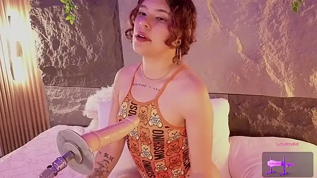 Snapshot of Mavistech chatting on 12-03-25, 09:03 Mavistech online show from 12-03-25, 09:03