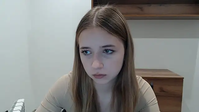 SweetBellaa  online show from 12-16-25, 11:25