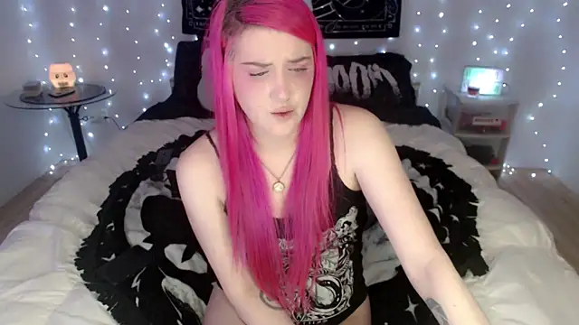 MaryMary  online show from 12-07-24, 05:32