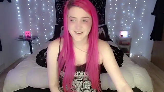 MaryMary  online show from 12-07-24, 02:03