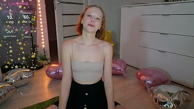 Lace Thrill online show from 05-06-26, 11:31