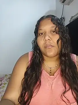 Snapshot of VaneandRossy chatting on 06-26-26, 02:39 VaneandRossy online show from 06-26-26, 02:39