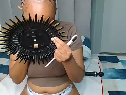 Snapshot of Sassy_S chatting on 02-20-26, 05:59 Sassy S online show from 02-20-26, 05:59