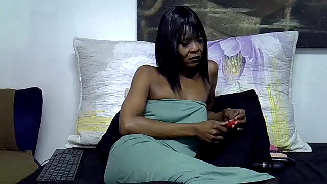 Snapshot of DivineEbonyGrace chatting on 02-16-26, 10:40 DivineEbonyGrace online show from 02-16-26, 10:40