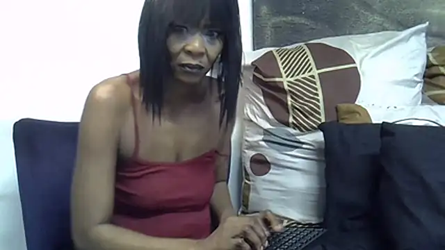 DivineEbonyGrace online show from 03-27-26, 07:28