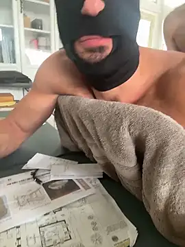 Muscle-WHORE online show from 02-07-26, 12:35