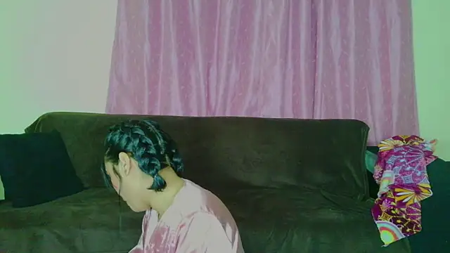 joyshe  vergara online show from 12-17-25, 04:17