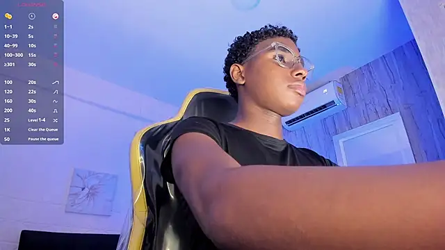 teylor lovee online show from 03-15-26, 09:11