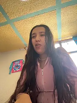 Alix Rousses21 online show from 03-13-26, 07:30