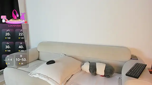 DakothaHyland  online show from 01-16-26, 10:36