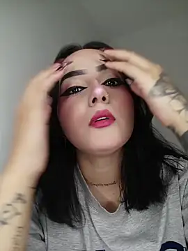 tiffanybrowm online show from 03-25-26, 04:56