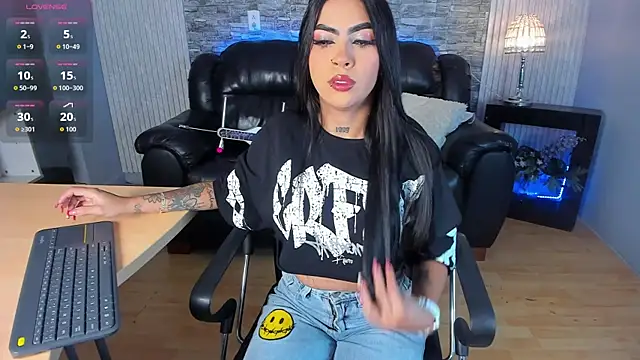  hanna miller   online show from 01-09-26, 08:49