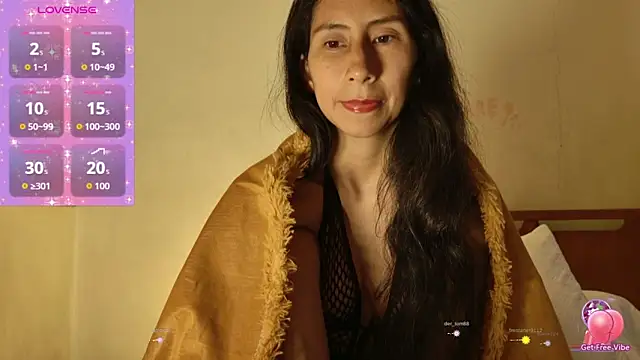 Snapshot of MoonLipsON- chatting on 01-18-26, 11:35 MoonLipsON- online show from 01-18-26, 11:35