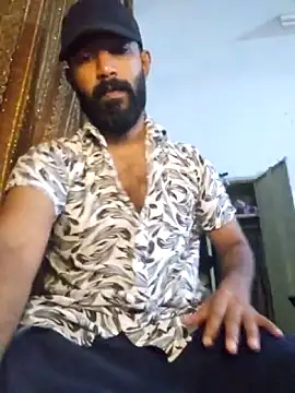 Snapshot of Bigkannan chatting on 05-18-26, 09:36 Bigkannan online show from 05-18-26, 09:36