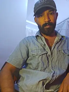 Snapshot of Bigkannan chatting on 05-31-26, 09:37 Bigkannan online show from 05-31-26, 09:37