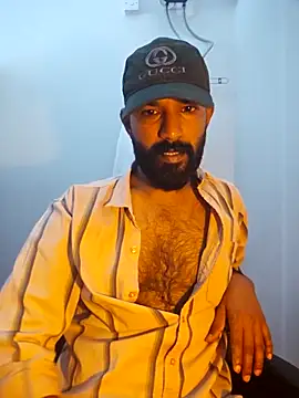 Snapshot of Bigkannan chatting on 05-08-26, 09:24 Bigkannan online show from 05-08-26, 09:24