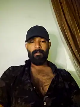 Snapshot of Bigkannan chatting on 05-10-26, 04:05 Bigkannan online show from 05-10-26, 04:05