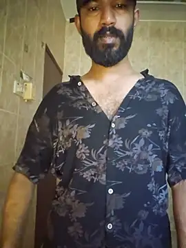 Snapshot of Bigkannan chatting on 06-25-26, 03:26 Bigkannan online show from 06-25-26, 03:26