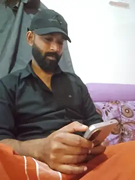 Snapshot of Bigkannan chatting on 07-17-26, 08:55 Bigkannan online show from 07-17-26, 08:55