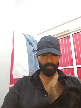Snapshot of Bigkannan chatting on 06-11-26, 09:39 Bigkannan online show from 06-11-26, 09:39