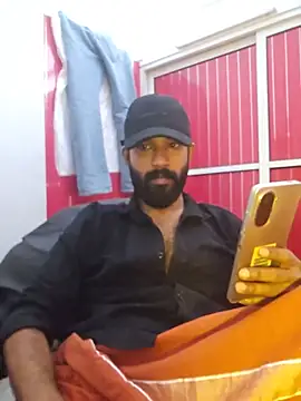 Snapshot of Bigkannan chatting on 07-08-26, 10:16 Bigkannan online show from 07-08-26, 10:16