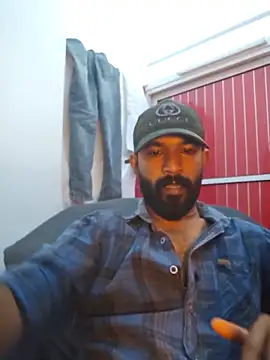 Snapshot of Bigkannan chatting on 06-06-26, 09:25 Bigkannan online show from 06-06-26, 09:25