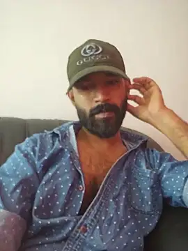 Snapshot of Bigkannan chatting on 06-04-26, 09:36 Bigkannan online show from 06-04-26, 09:36