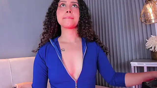 MarelynSummer online show from 03-11-26, 04:45