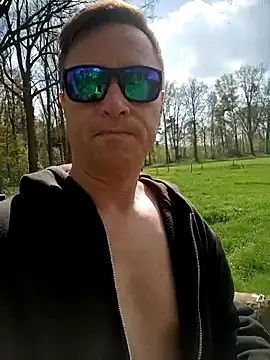 jefflatex45 online show from 04-14-26, 11:04