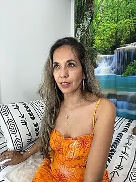 sandrafarrely online show from 01-16-26, 03:49