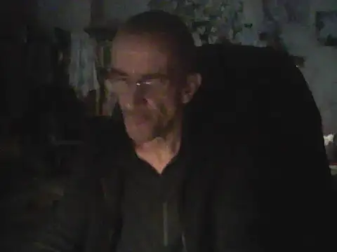 Snapshot of BigBoyOU24 chatting on 12-05-25, 03:21 BigBoyOU24 online show from 12-05-25, 03:21