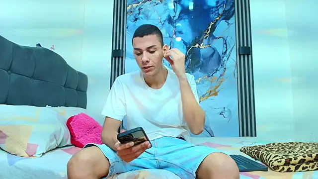 Valentina and sneider  online show from 03-19-26, 07:14