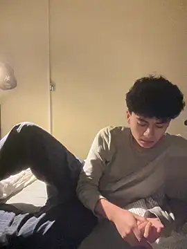 Snapshot of hungspanishtwink chatting on 02-17-26, 10:51 hungspanishtwink online show from 02-17-26, 10:51