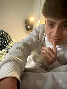 hungspanishtwink online show from 01-07-26, 11:59