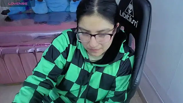 eva smit t online show from 03-19-26, 02:33