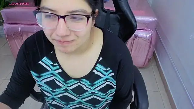 eva smit t online show from 03-12-26, 02:39