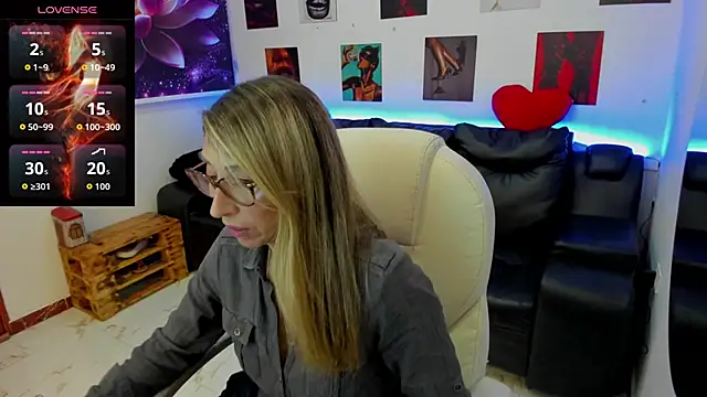 Scarlett 079 online show from 03-05-26, 12:02