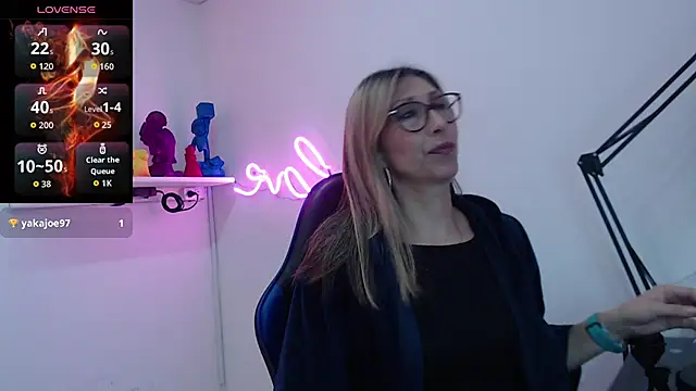 Snapshot of Scarlett_079 chatting on 01-12-26, 12:01 Scarlett 079 online show from 01-12-26, 12:01