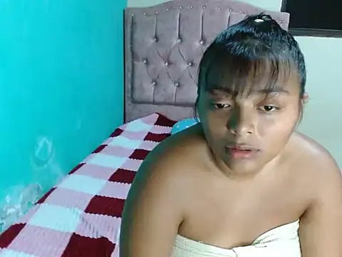 caro lil online show from 04-18-26, 05:32