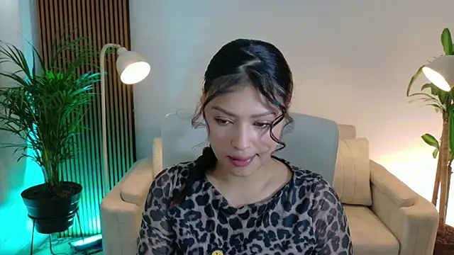 victoria   moon online show from 01-06-26, 01:15