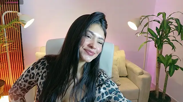 victoria   moon online show from 02-05-26, 01:40