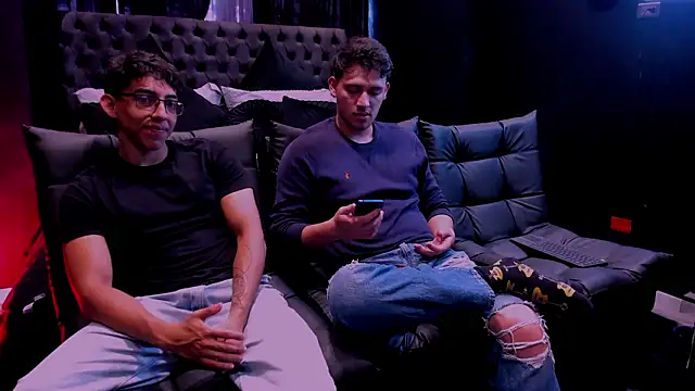 Snapshot of big__friends chatting on 01-17-26, 07:17 big friends online show from 01-17-26, 07:17