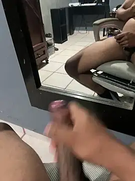 Isaackals online show from 04-15-26, 01:00