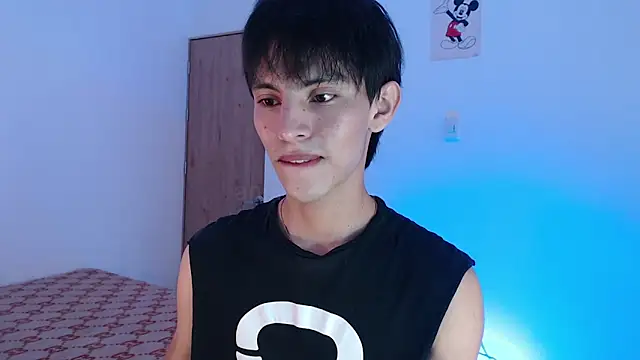 andrew courtzz online show from 05-12-26, 06:25