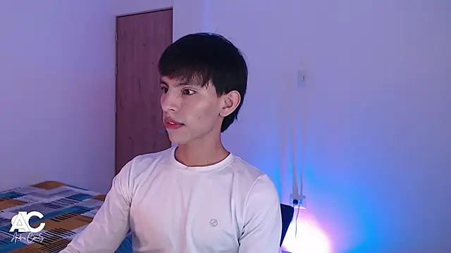 andrew courtzz online show from 04-11-26, 03:59